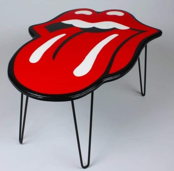 Rolling Stones Tongue Art Table